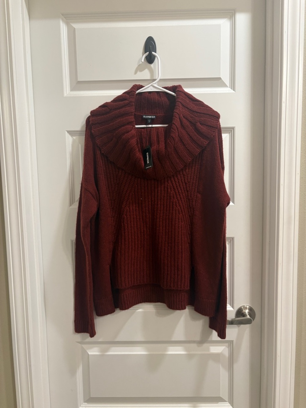 ✨NWT~Express Cowl Neck Sweater✨